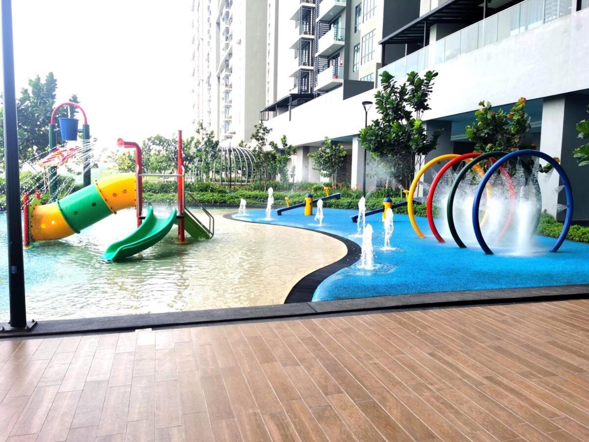 Mj Homestay 99 Batu Caves Kl North 99Residence 3R2B Kuala Lumpur Exterior photo